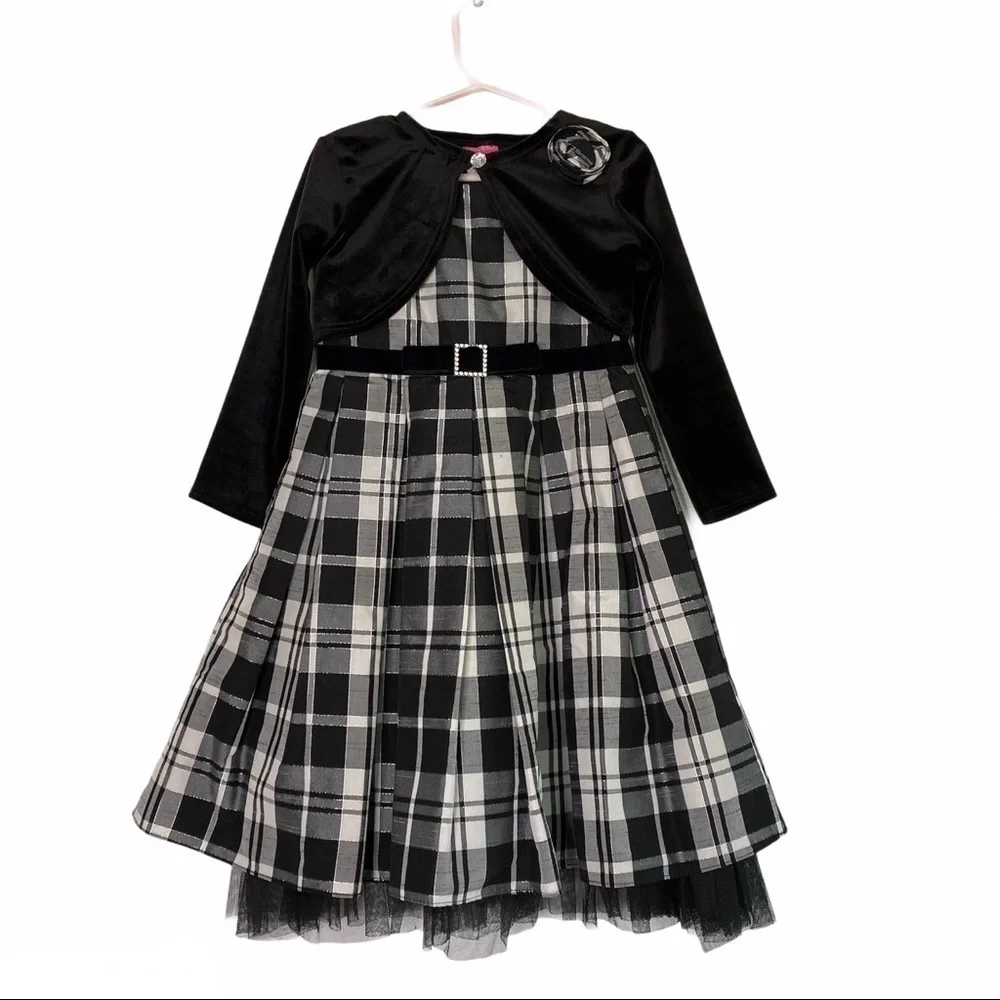 Girls Plaid Black/white fit flare Dress & cardigan Size 4
